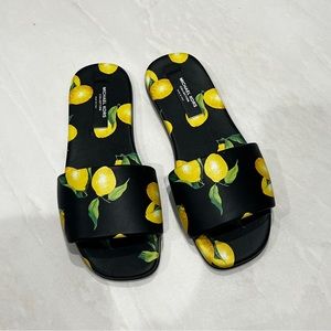 Michael Kors Collection Delphine Lemon-Print Leather Slide Sandal